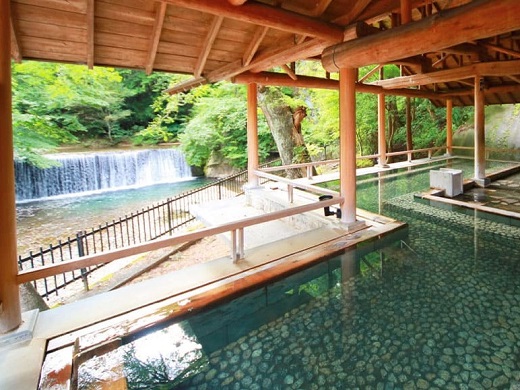 公共温泉（例子）