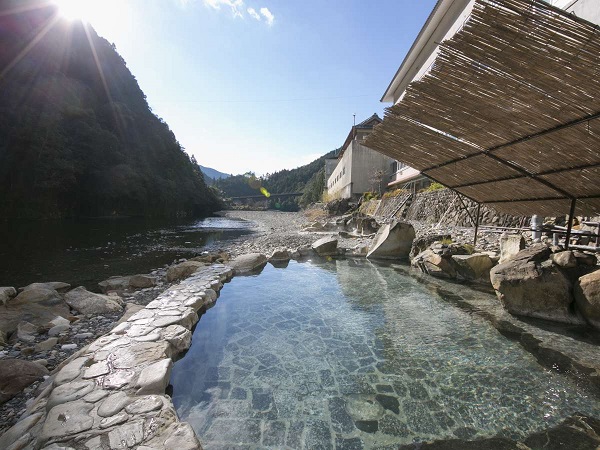 公共温泉（例子）