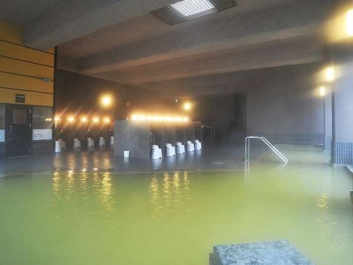 公共温泉（例子）