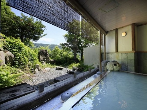 女性用露天浴场