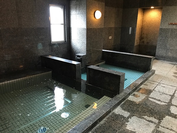 公共温泉（例子）