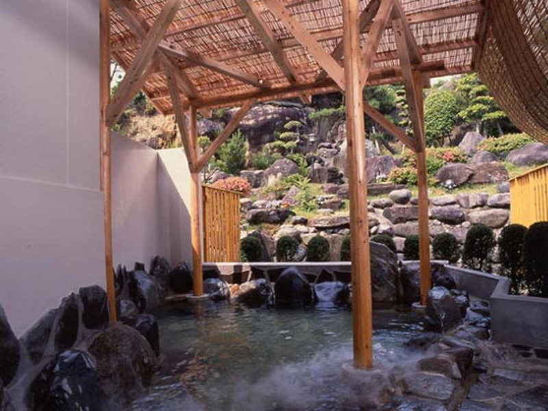 公共温泉（例子）