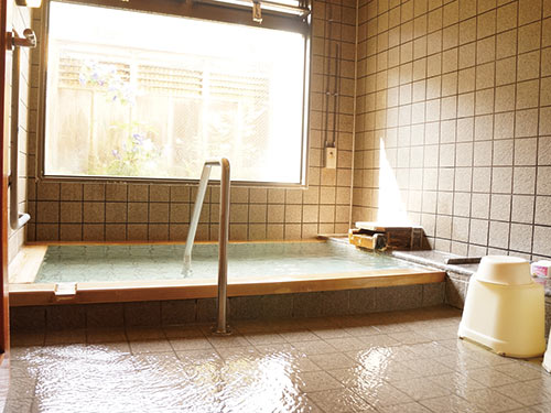 公共温泉（例子）