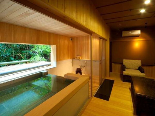 公共温泉（例子）