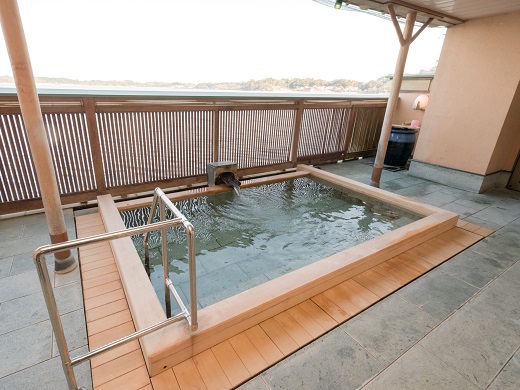 公共温泉（例子）