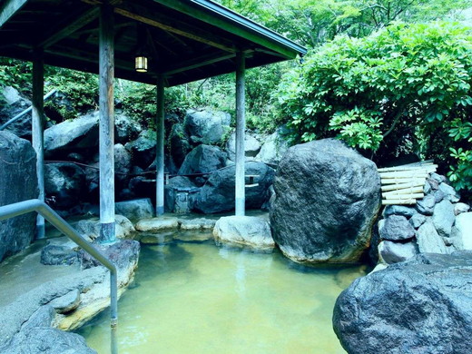 公共温泉（例子）